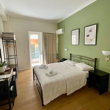 Grand Hotel Loutraki Bagian luar foto