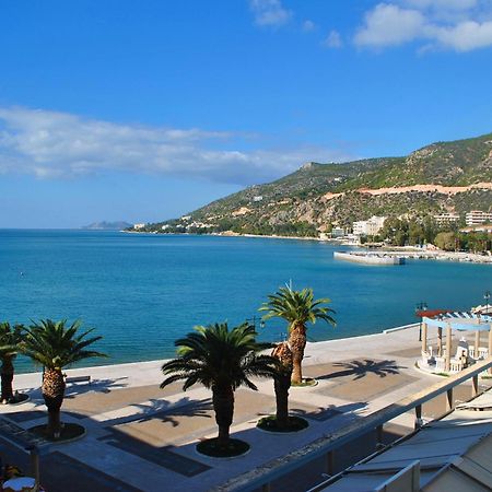 Grand Hotel Loutraki Bagian luar foto