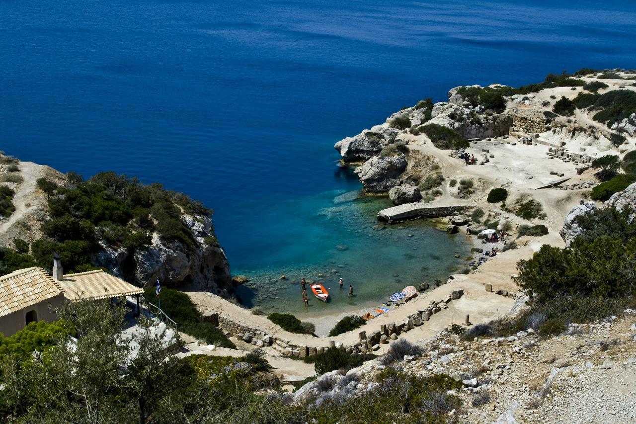 Grand Hotel Loutraki Bagian luar foto