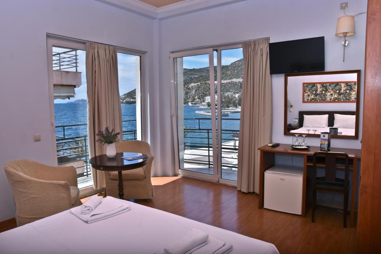 Grand Hotel Loutraki Bagian luar foto